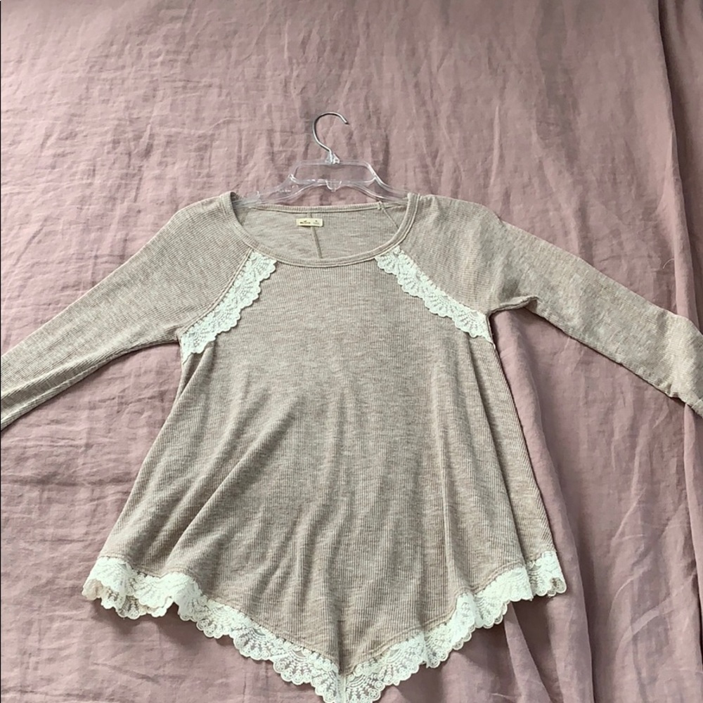 Hollister 3/4 length sleeve top